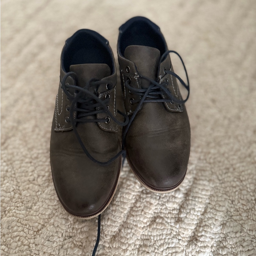 Boys Classic Brown Lace-Up Shoes